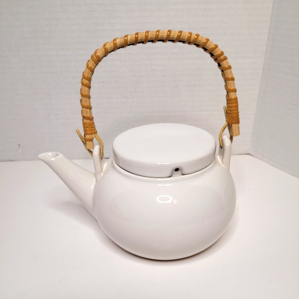 Typhoon White Stoneware Teapot Rare Excellent